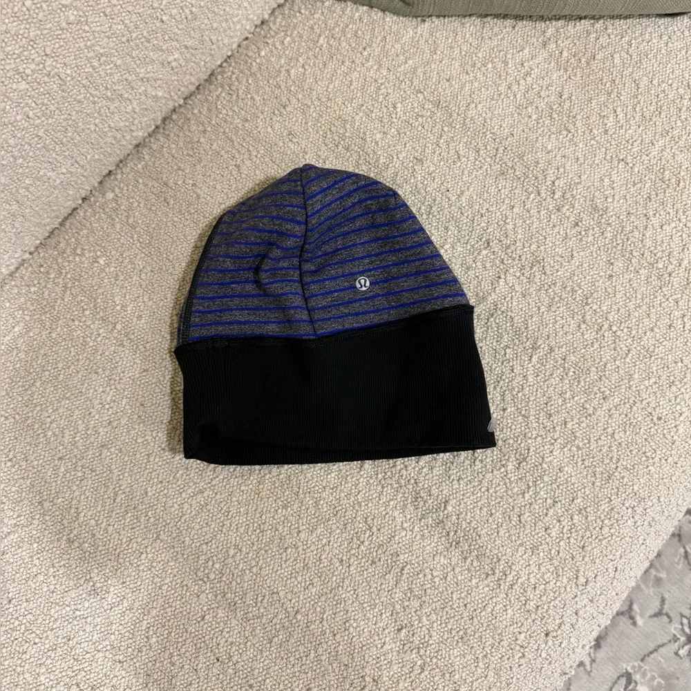 Lululemon Run with Me Toque🤍